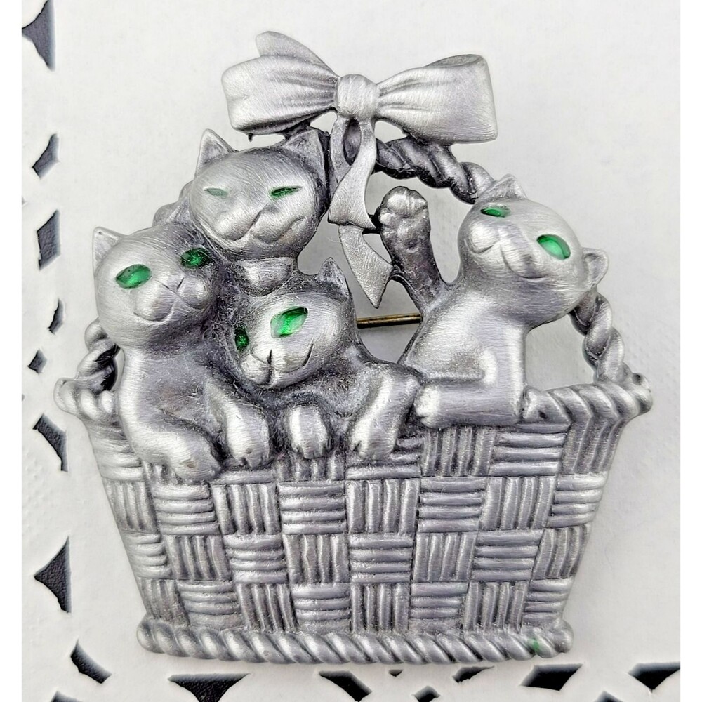 Vintage AJC Green Enamel Eyes Basket of Cats Kittens Brooch Pin 2"